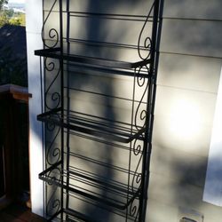 Plant stand, wrought iron. Great quality