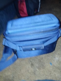 Portable game carring bag
