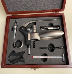 Wine opener set