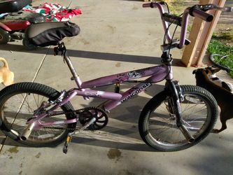 Girls bike