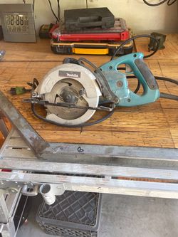 corded, worm drive 7-1/4" circular saw