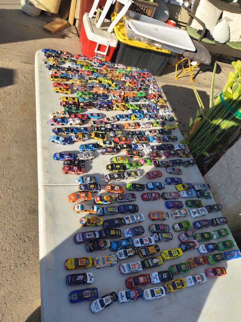 NASCAR 1/64 Scale