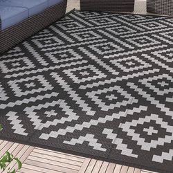 Outdoor carpet