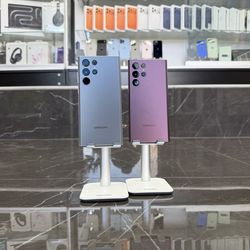 Samsung Galaxy S22 Ultra (Unlocked) (Take It Home In Payments/ llévatelo a casa en pagos)