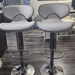White Bar Stools With Chrome Trim
