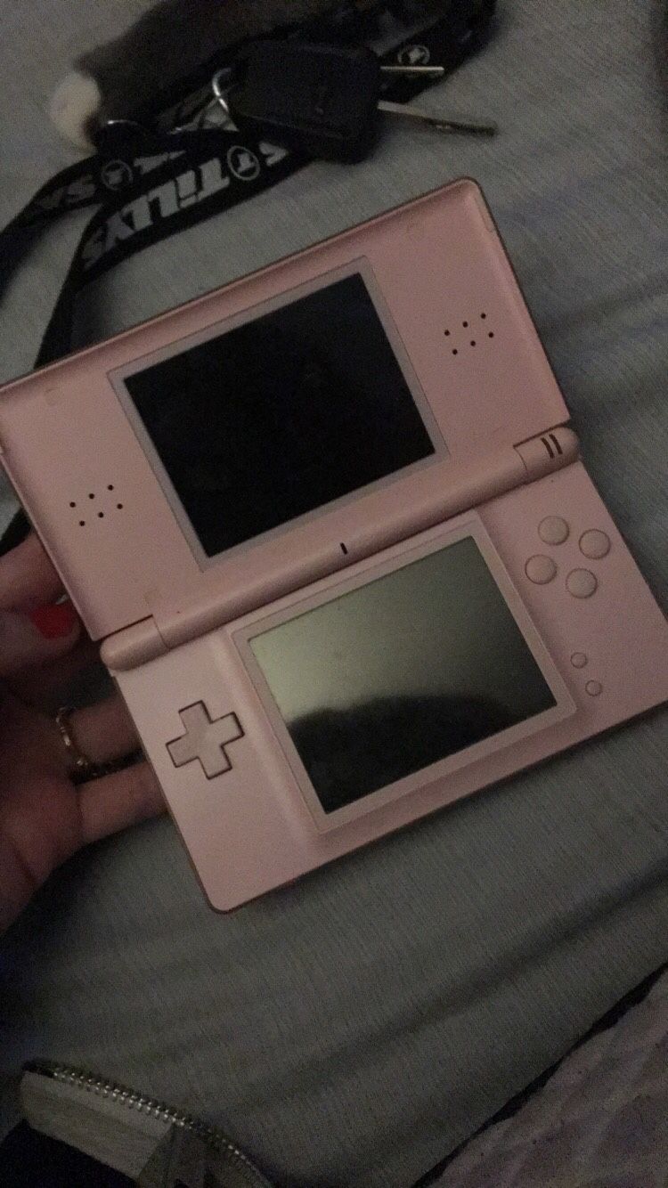 Classic Pink Nintendo DS