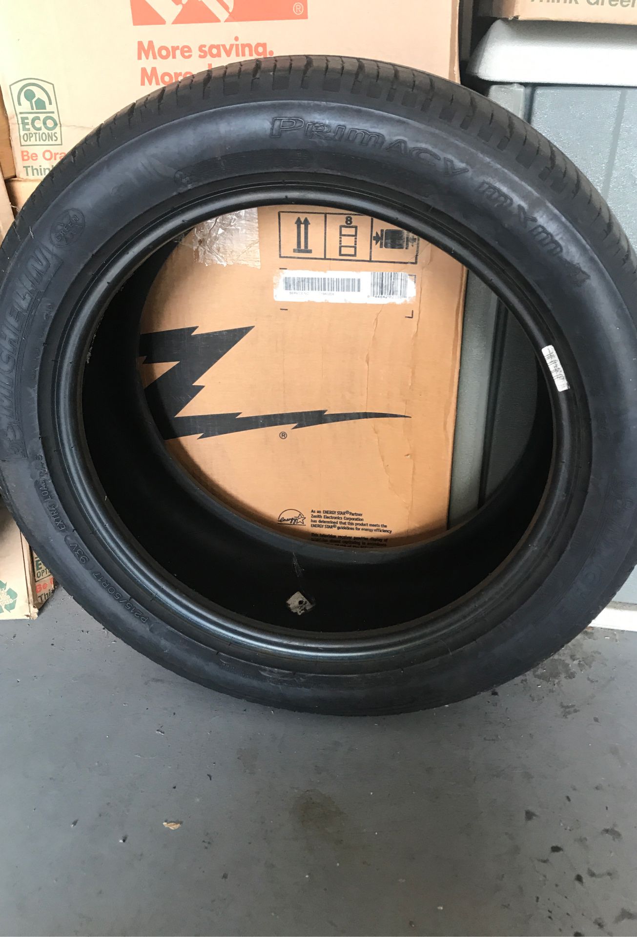 Tire Michelin primacy P215/50R17