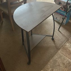 Like New Desk