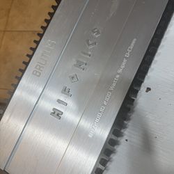 Sub Woofer With Hifonics 