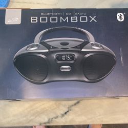 Boombox, I live, CD Radio And Bluetooth