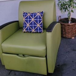 Sleeping Chair 