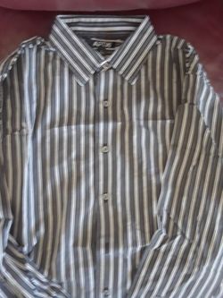 Apt 9. Dress Shirt (black and white pinstriped) Size LG 16 32-33