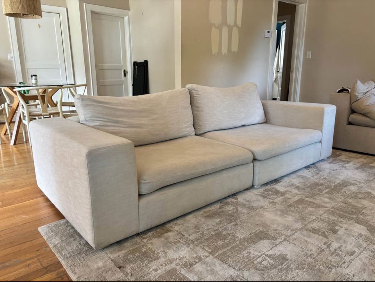 Article Sofa