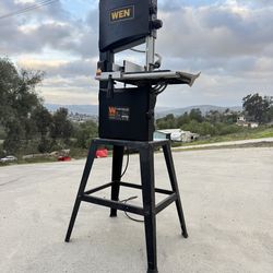 WEN  3.5-Amp 10-Inch Two-Speed Band Saw with Stand and Worklight