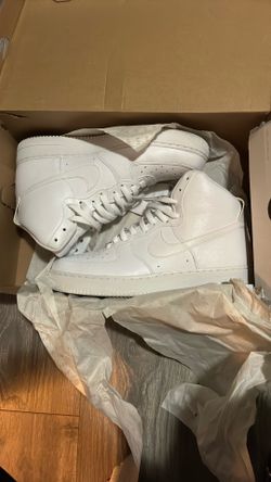 ( NEED GONE QUICK) Nike AF 1 Mens Size 12