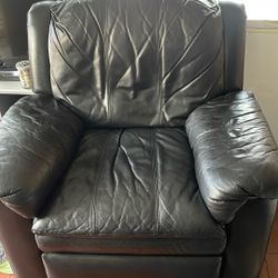 Italian Leather Recliner Lounge  Chair
