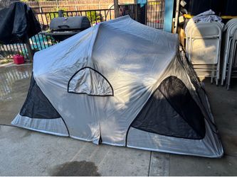 JAMES BAROUD, Car Rooftop Tent