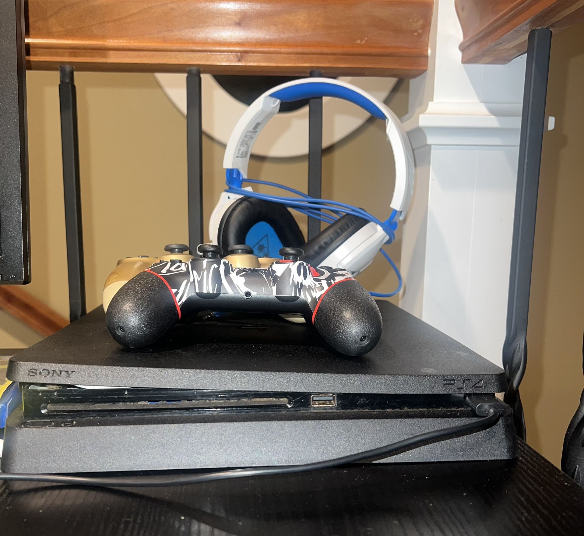 PS4 Slim
