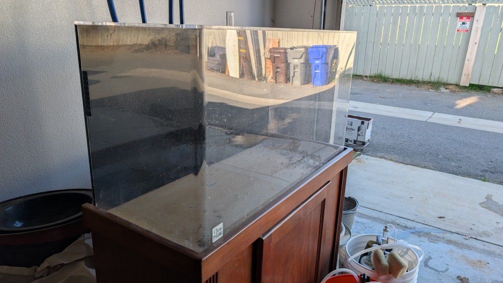 45 Gallon Aquarium/Fish Tank and Accessories