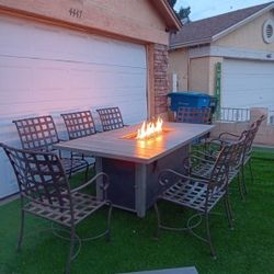 Patio Furniture Good Condition 