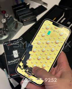 iPhone Charging Port Repair 🔋 Fast & Affordable in Phoenix – Smart and Fix