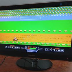 23" Samsung SyncMaster P2370HD LCD TV