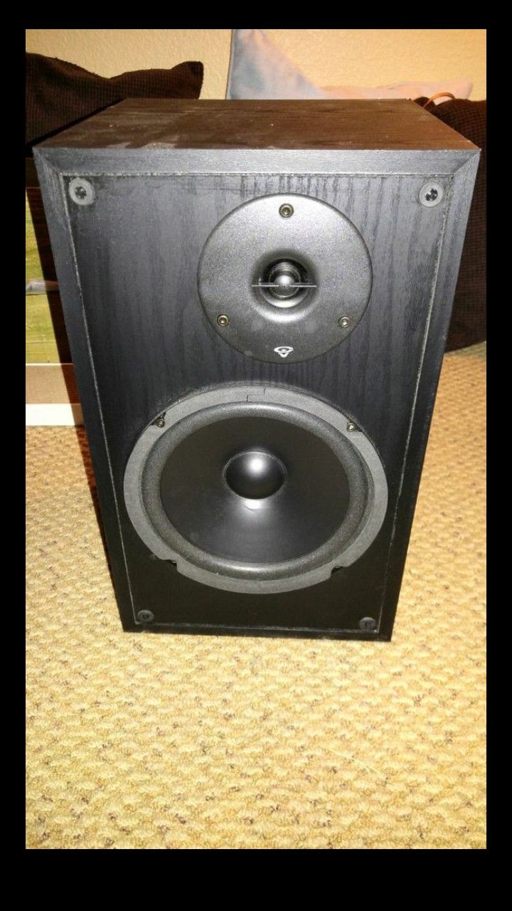 Pair of Cerwin Vega LS-8 Bookshelf Speakers