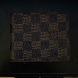 Louis Vuitton Men’s Wallet 