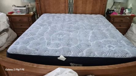 King size mattress set