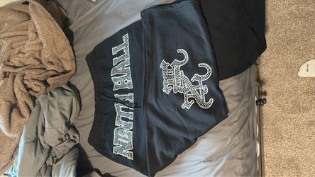 Baggy rhinestone ninth hall sweats