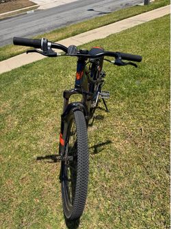 GT youth stomper Pro 24” Bike