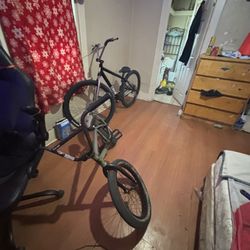 20 Inch Sunday + 29 Inch Crew 