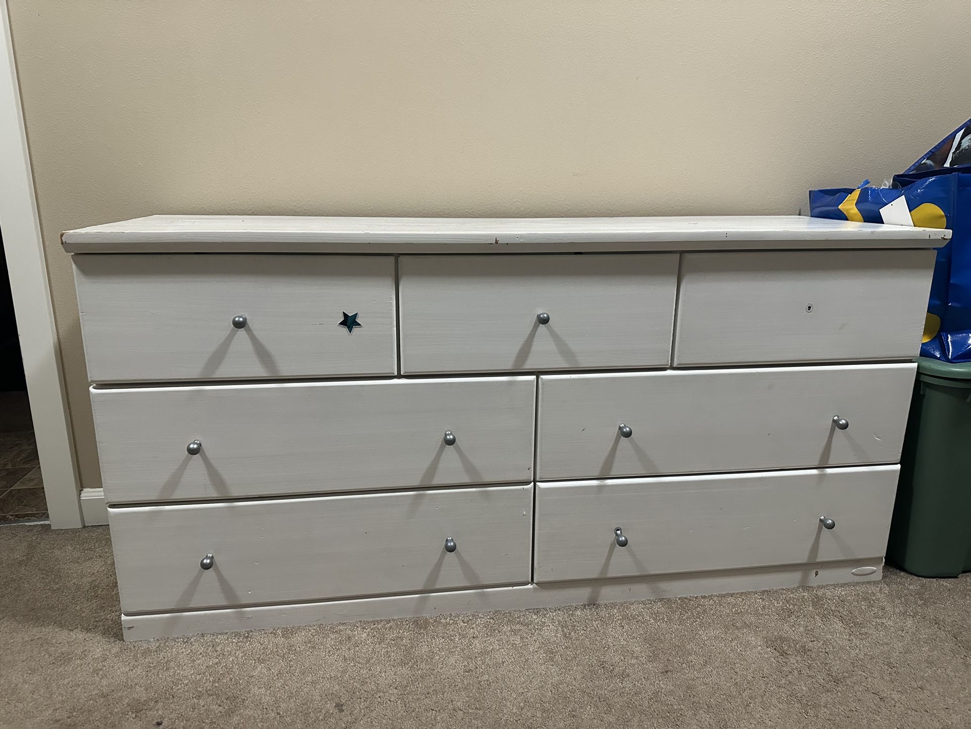 7 Drawer Dresser