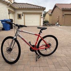 Schwinn Men's Circuit 700c/28" Hybrid Bike -