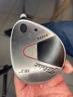 Titliest 96 F4 18.5 loft golf fairway wood right hand