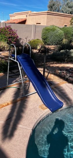 Waterside with splash pad