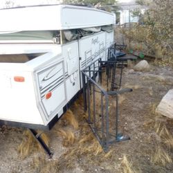 Pop Up Trailer Great Comdition 