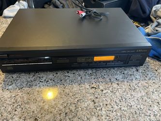 LX1 Series CD Player
