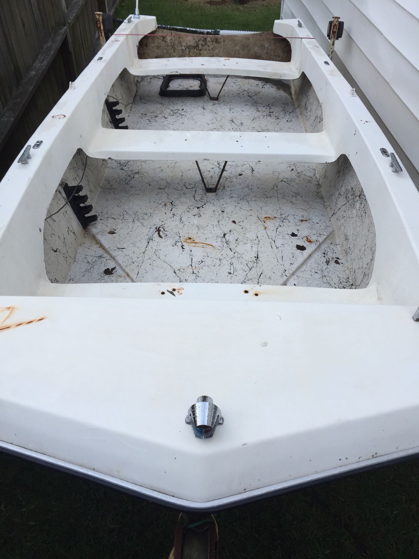 14ft Fiberglass Jon Boat for Sale in Hampton, VA OfferUp