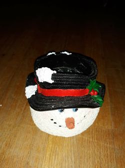 Very cute snowman candle holder