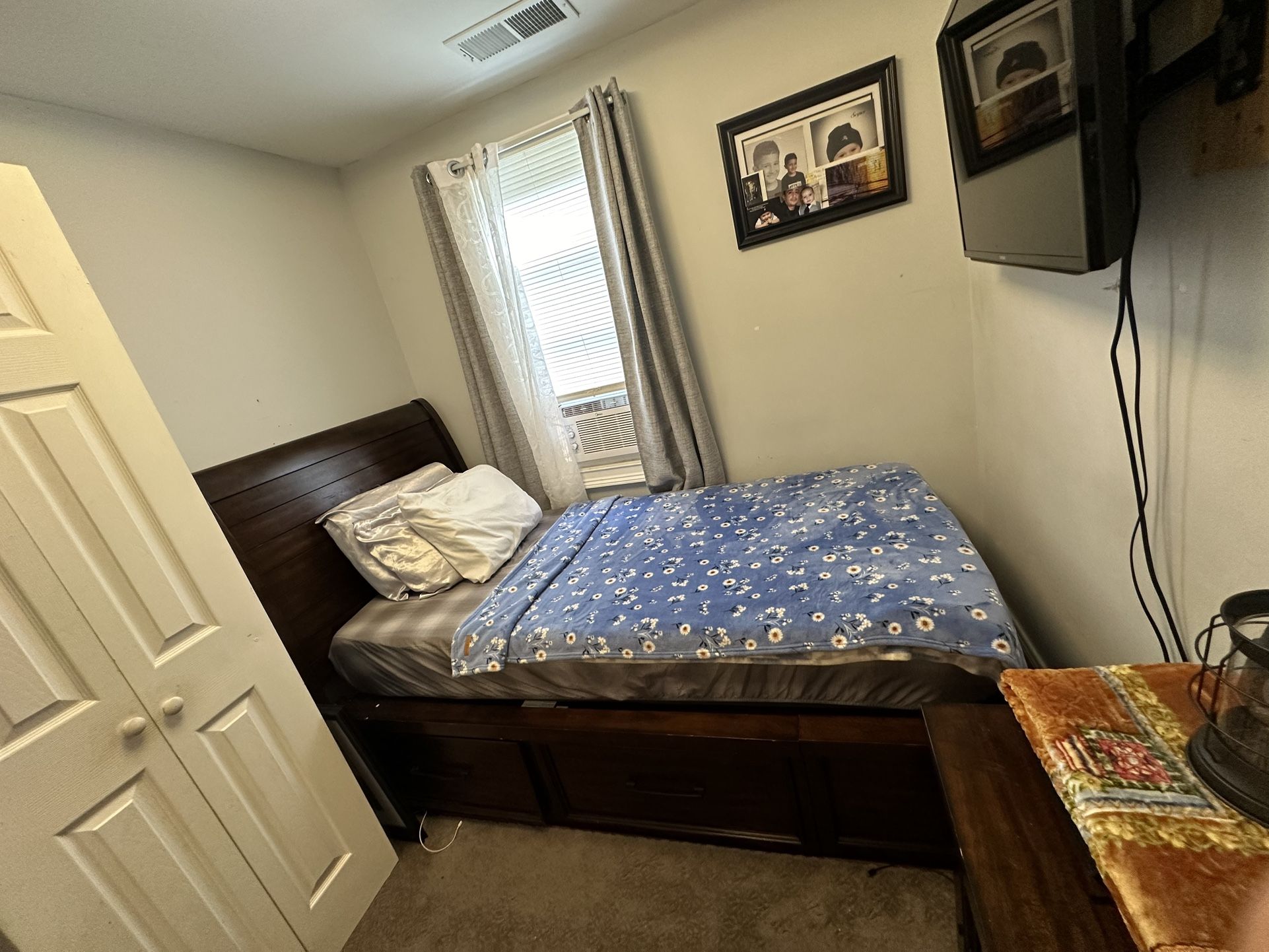 Bedroom Sets