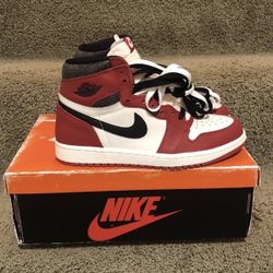 Air Jordan 1 High Lost & Found Size 8.5 / 10