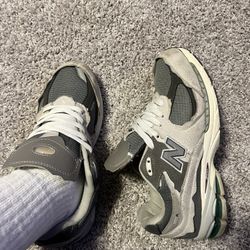 Rain Cloud New Balance 2002r