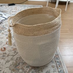 Basket / Laundry / Organizer