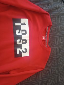 Nike  CrewNeck Sweater 