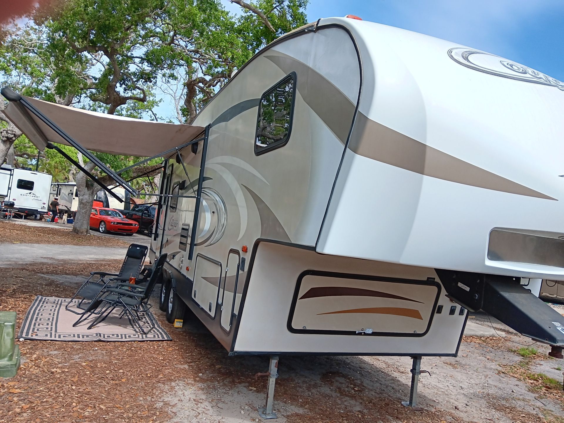 2016 Keystone Cougar Xlite 26RLS 5th Wheel