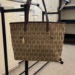 Michael kors tote $30