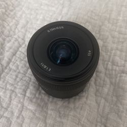Sony lens E 1.8/11