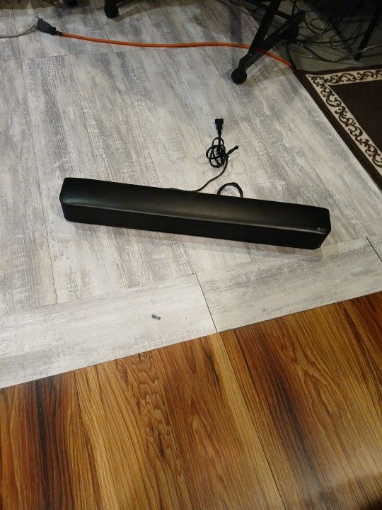 LG Soundbar W/ Remote