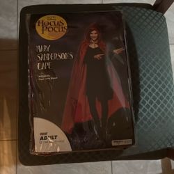 Halloween Costume:MarySanderson’s Cape